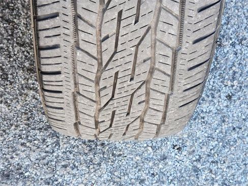 Used 2024 Chevrolet Traverse RS image 11