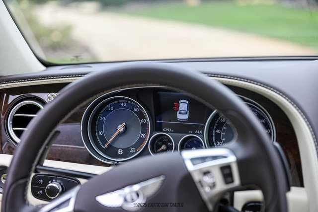 Used 2014 Bentley Flying Spur W12 AWD/4WD image 21