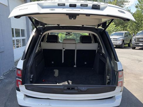 Used 2018 Land Rover Range Rover HSE AWD/4WD image 8