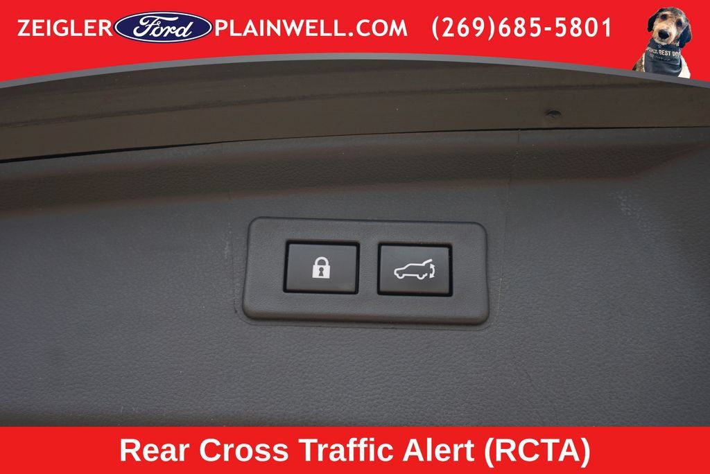 Used 2023 Subaru Outback Premium AWD/4WD image 11