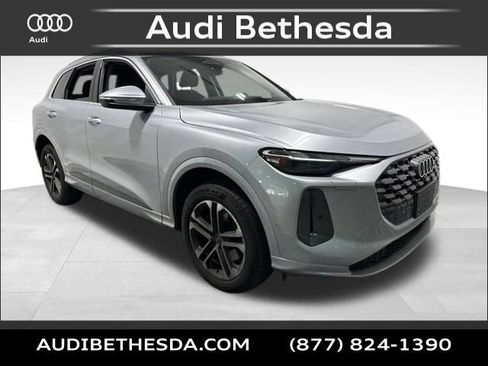 Certified 2025 Audi Q5 Premium w/ Convenience Package AWD/4WD image 1