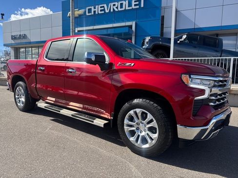 Used 2024 Chevrolet Silverado 1500 LTZ w/ LTZ Premium Package image 7