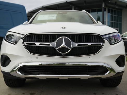 New 2026 Mercedes-Benz GLC 350e 4MATIC image 8