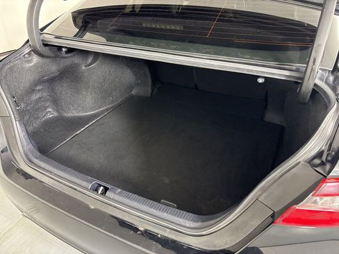 Used 2023 Toyota Camry SE image 17