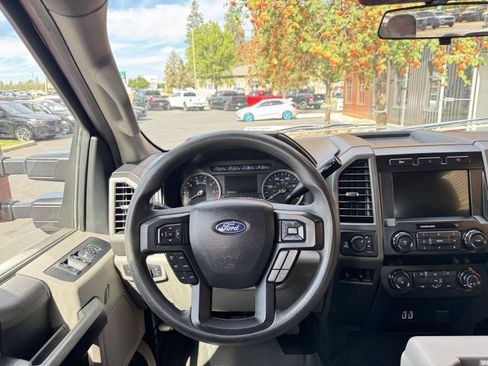 Used 2019 Ford F250 XL w/ STX Appearance Package AWD/4WD image 14