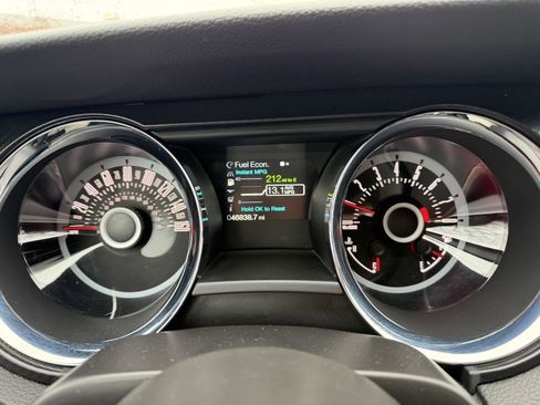 Used 2013 Ford Mustang GT Premium w/ Electronics Pkg image 14