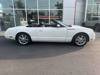 Used 2003 Ford Thunderbird video 2