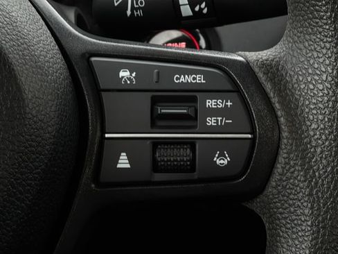 Certified 2025 Honda Accord LX image 23