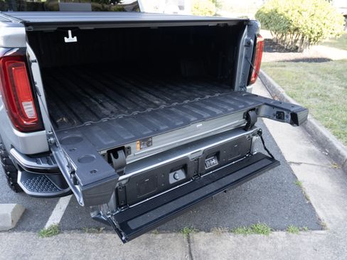 Used 2023 GMC Sierra 1500 AT4X image 45