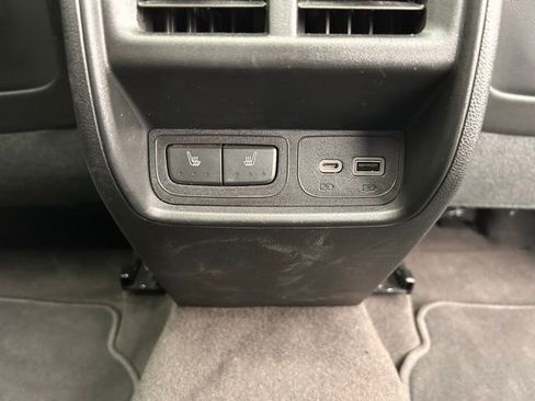 Used 2023 Cadillac XT4 Sport image 40