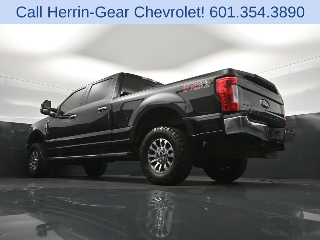 Used 2019 Ford F250 4x4 Crew Cab Super Duty image 40