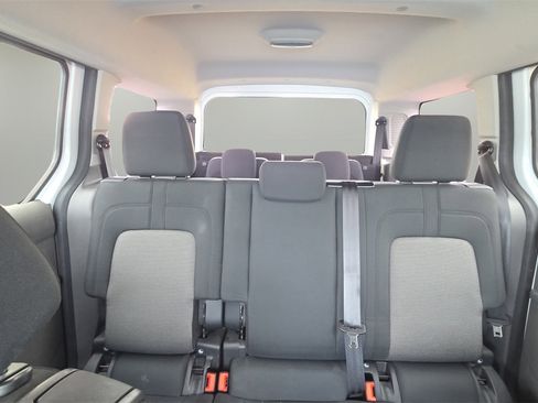 Used 2020 Ford Transit Connect XL image 29