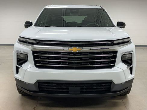 New 2026 Chevrolet Traverse LT w/ Sun and Wheel Package image 4