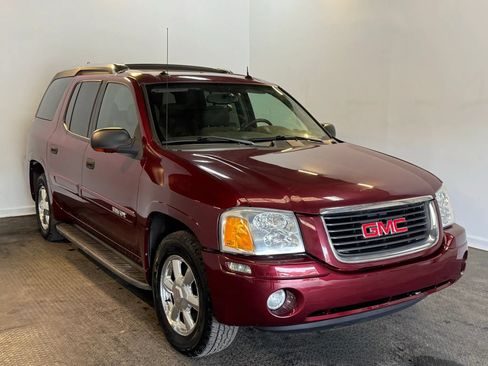Used 2004 GMC Envoy XUV SLE w/ 1SB Preferred Equipment Group AWD/4WD image 3