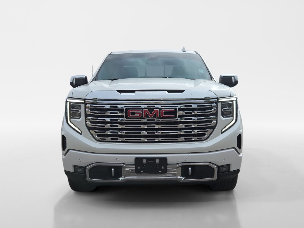 Used 2024 GMC Sierra 1500 Denali w/ Denali Reserve Package AWD/4WD image 10