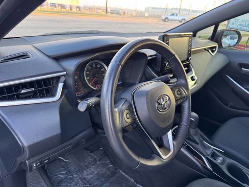 Used 2022 Toyota Corolla SE FWD image 18
