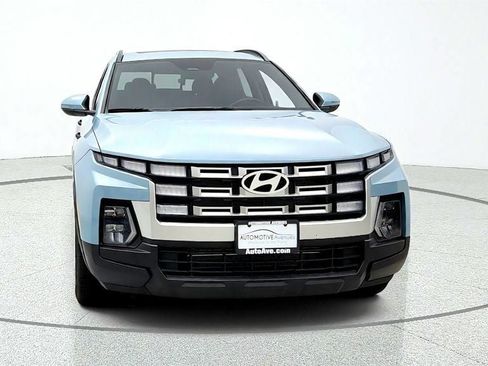 Used 2025 Hyundai Santa Cruz SEL FWD image 2