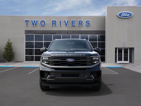New 2027 Ford Expedition Platinum AWD/4WD image 3