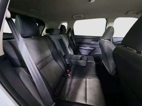 Used 2024 Nissan Rogue SV FWD image 26