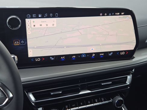 New 2027 Chevrolet Traverse LT FWD image 18