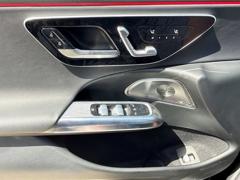 Used 2024 Mercedes-Benz E 350 4MATIC Sedan image 29