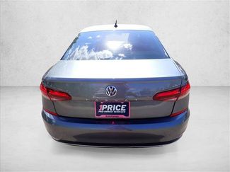 Used 2020 Volkswagen Passat 2.0T SE FWD video 3