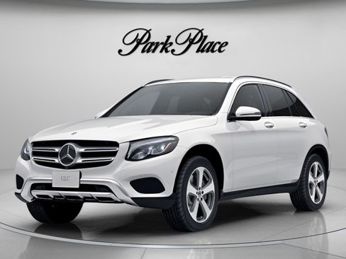 Used 2018 Mercedes-Benz GLC 300 4MATIC image 39