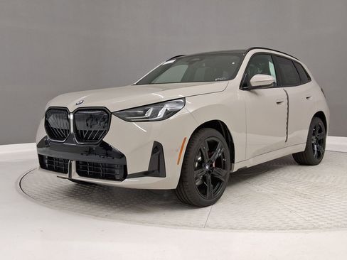 New 2026 BMW 750e xDrive w/ Premium Package AWD/4WD image 32