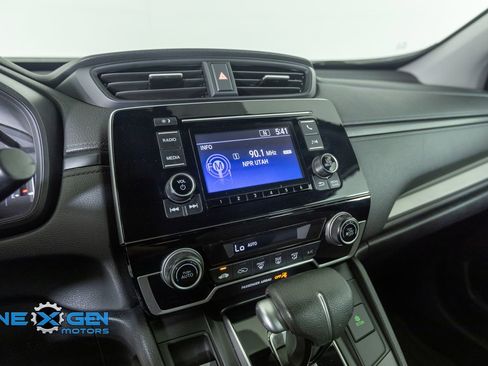 Used 2019 Honda CR-V LX image 18