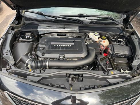 Used 2019 Cadillac XT4 Premium Luxury AWD/4WD image 26