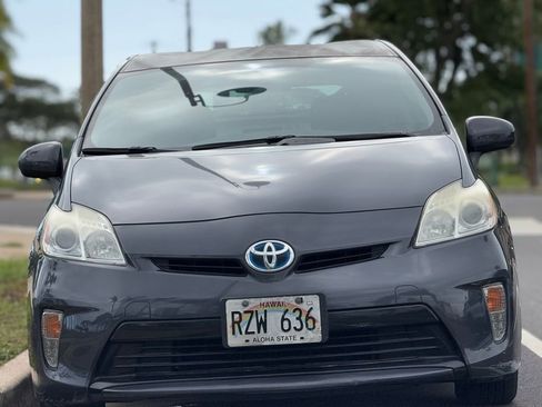 Used 2013 Toyota Prius One FWD image 7