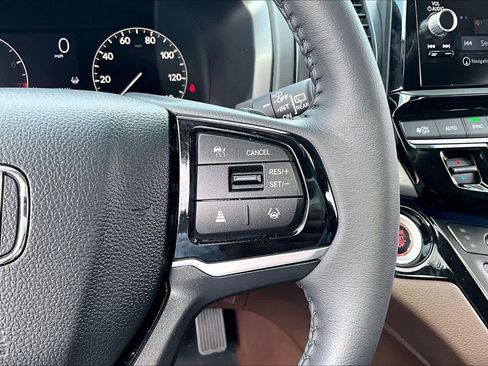 Used 2026 Honda Odyssey Touring image 24