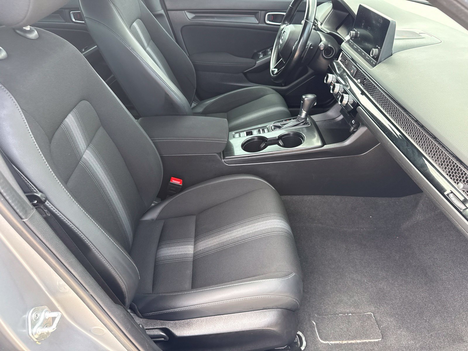 Used 2022 Honda Civic Sport image 26
