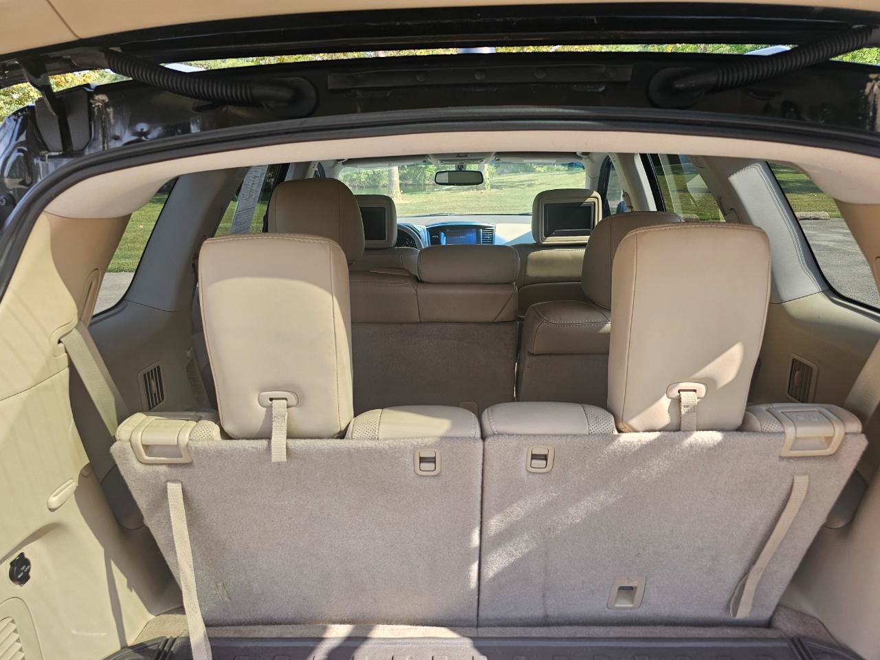 Used 2014 Nissan Pathfinder Platinum w/ Platinum Premium Package FWD image 21