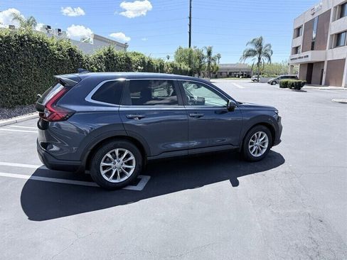 Used 2023 Honda CR-V EX image 8