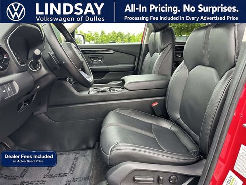 Used 2024 Honda Pilot EX-L image 11