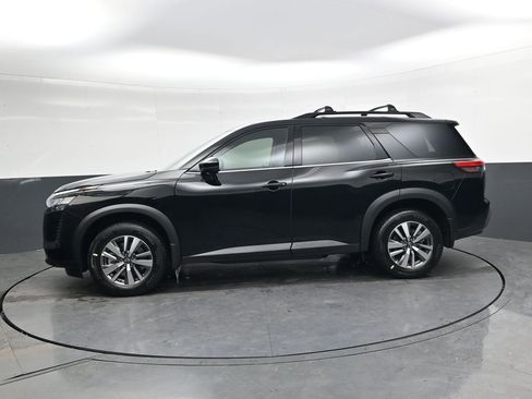 New 2026 Nissan Pathfinder SL image 8