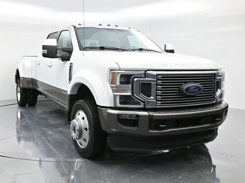 Used 2020 Ford F450 King Ranch w/ King Ranch Ultimate Package image 3