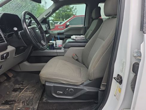 Used 2017 Ford F150 XLT w/ Equipment Group 302A Luxury AWD/4WD image 12