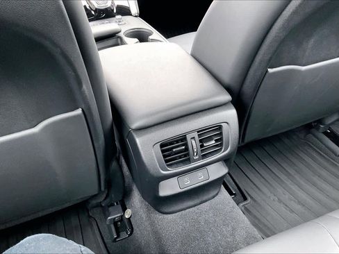 Used 2025 Acura TLX w/ Technology Package image 36