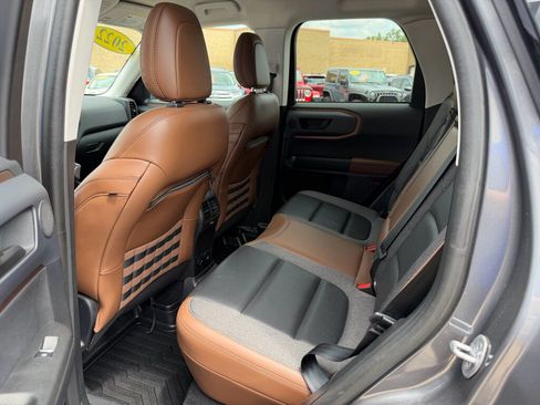 Used 2022 Ford Bronco Sport Outer Banks w/ Tech Package AWD/4WD image 8