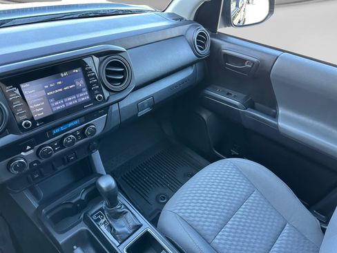 Used 2021 Toyota Tacoma SR AWD/4WD image 29