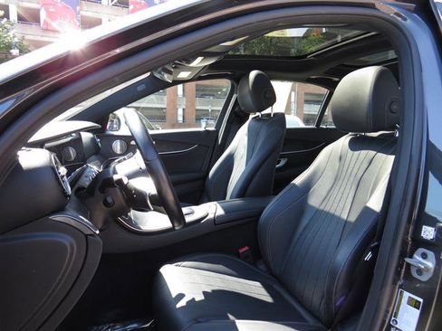 Certified 2021 Mercedes-Benz E 450 4MATIC Sedan image 17