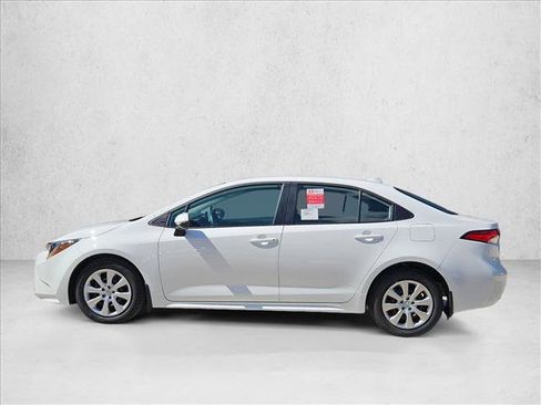 New 2025 Toyota Corolla LE FWD image 5