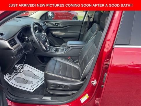 Used 2021 GMC Acadia Denali w/ Denali Ultimate Package AWD/4WD image 7