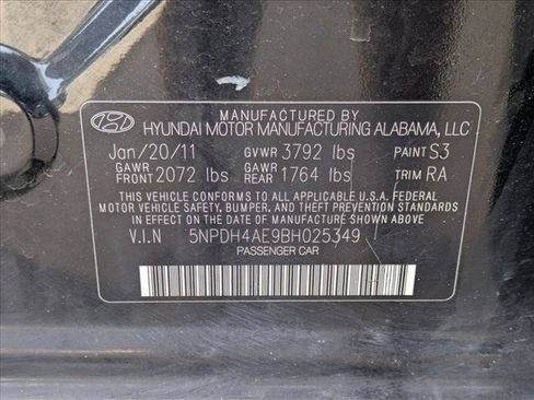 Used 2011 Hyundai Elantra GLS FWD image 22