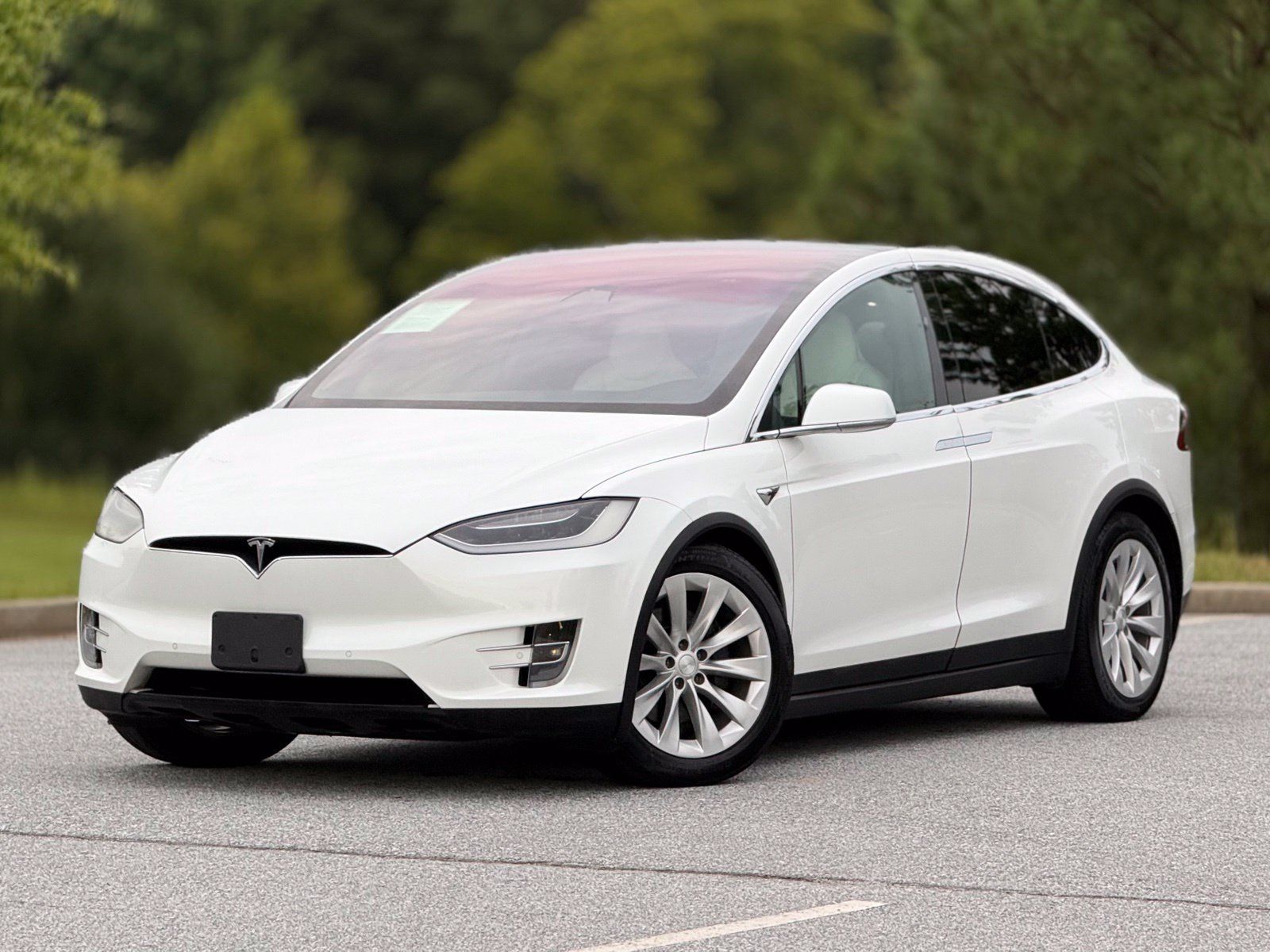 Used 2018 Tesla Model X 75D AWD/4WD image 8