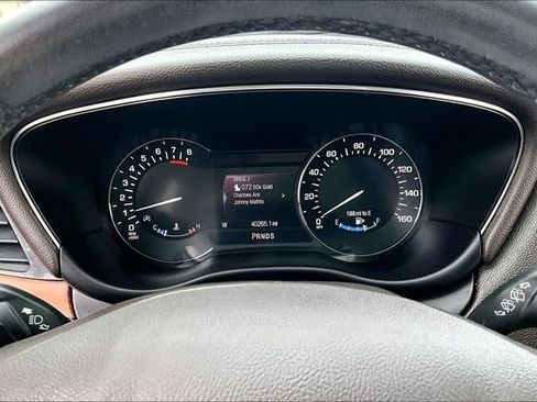 Used 2018 Lincoln MKC Select w/ Select Plus Package FWD image 12