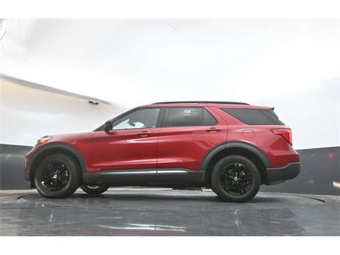 Used 2021 Ford Explorer XLT w/ Class III Trailer Tow Package image 33