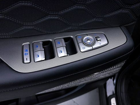 Used 2020 Hyundai Palisade Limited image 18